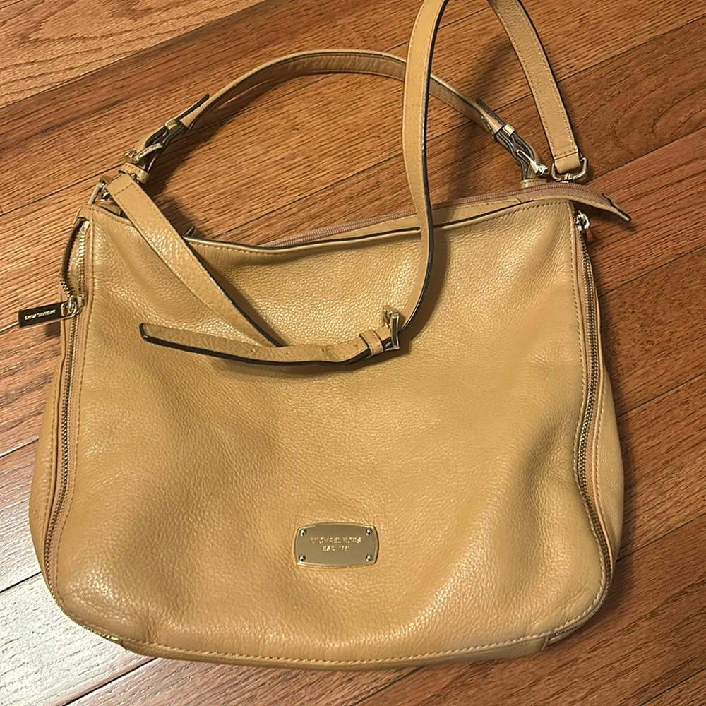 Michael Kors soft leather bag